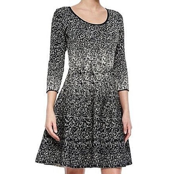 Carmen Marc Valvo "Evening Glory" Black Gold Lurex Dress SZ M - Picture 1 of 11